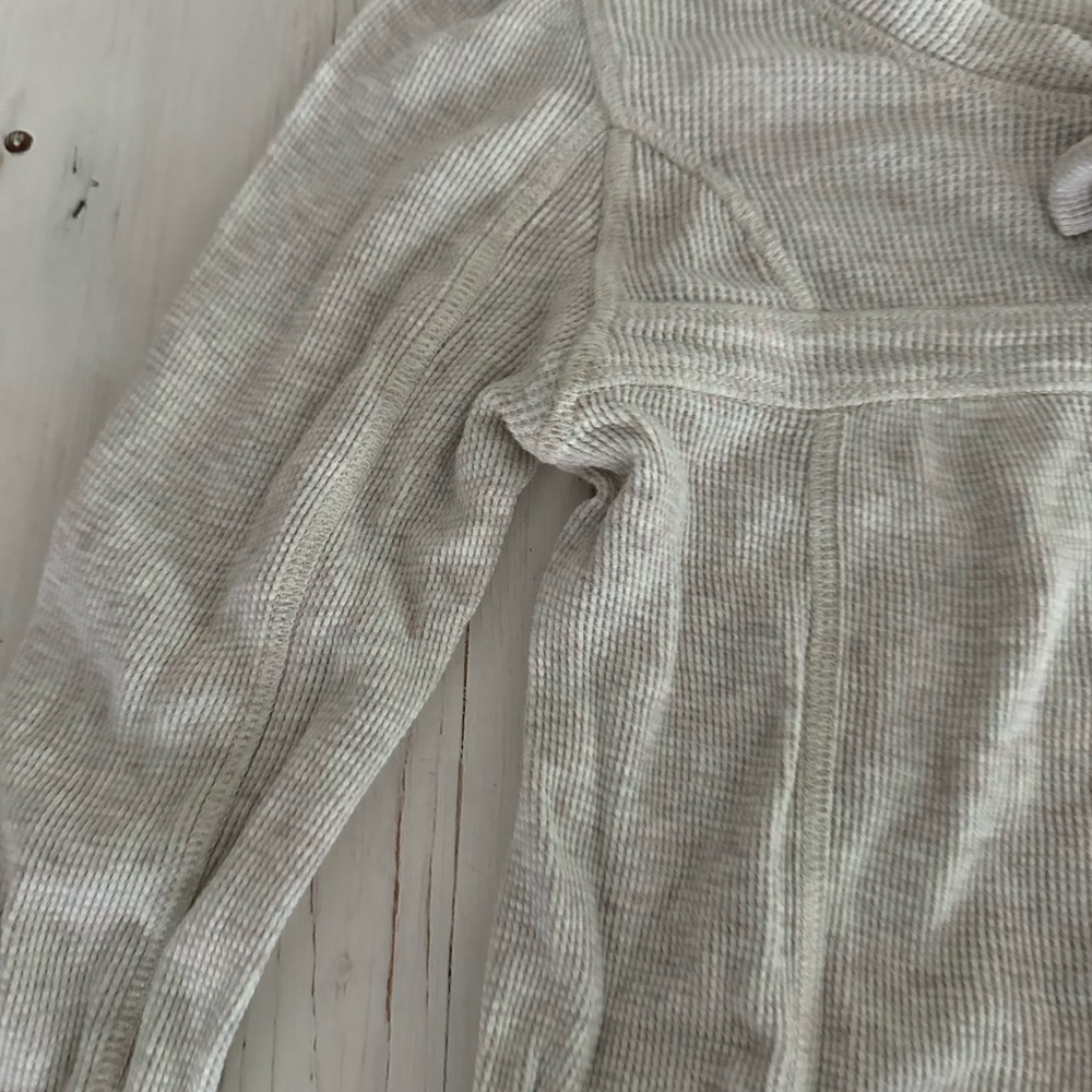 Gray women’s grey shirt Bow Marc Jacob’s size small s waffle super soft vintage - Picture 7 of 9